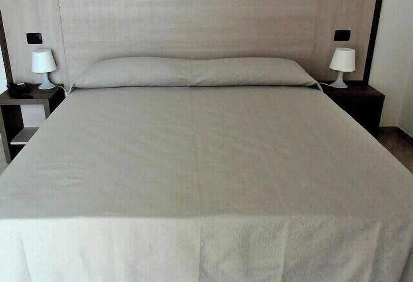 Chambre Standard avec Balcon, Lido Inn
