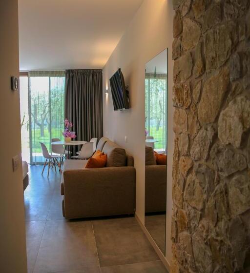 스탠다드 스튜디오 풀장 전망, La Cipressina B&b