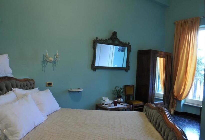 اتاق لوکس, Casa Pagliano