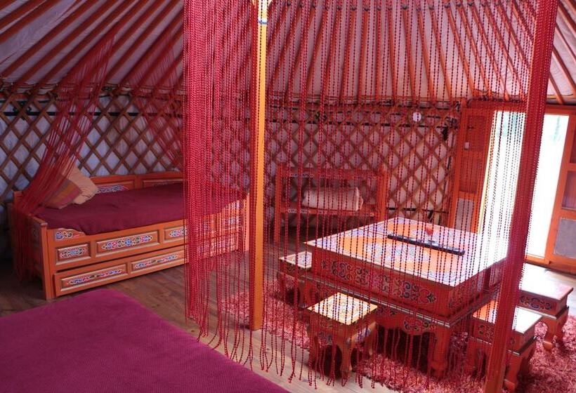 标准间, Hébergements Insolites Domaine Arvor Spa