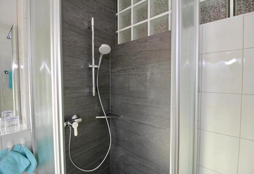 Номер Стандарт с Балконом, Kleines Hotel Edeltraud