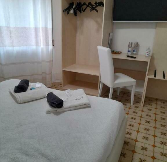 اتاق استاندارد, B&b Camera & Caffe