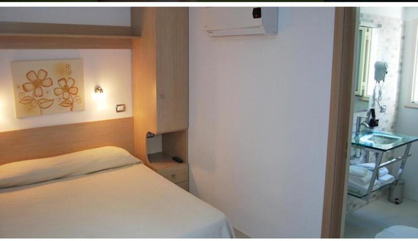 Номер Стандарт Трехместный, B&b Ala Marina