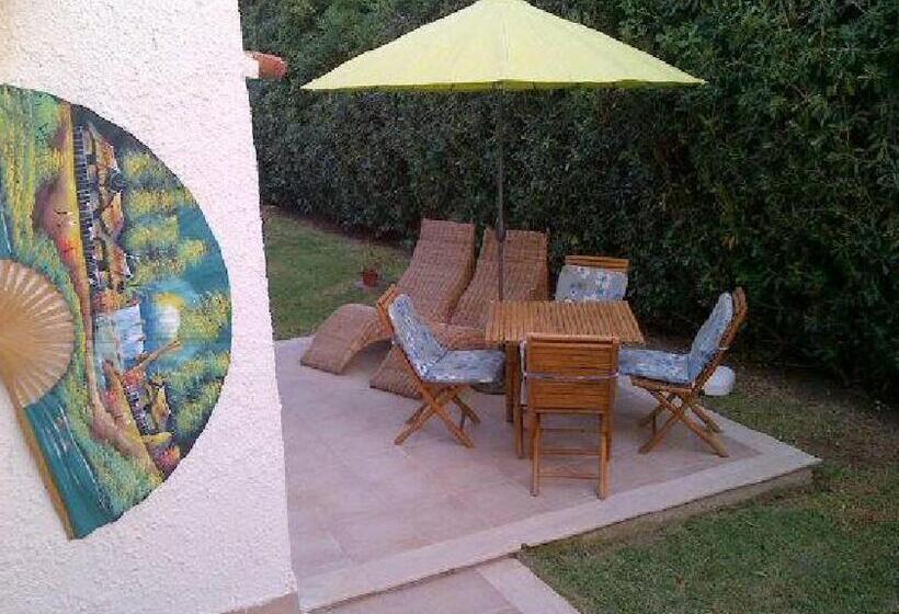 اتاق استاندارد, Casa Surlamer