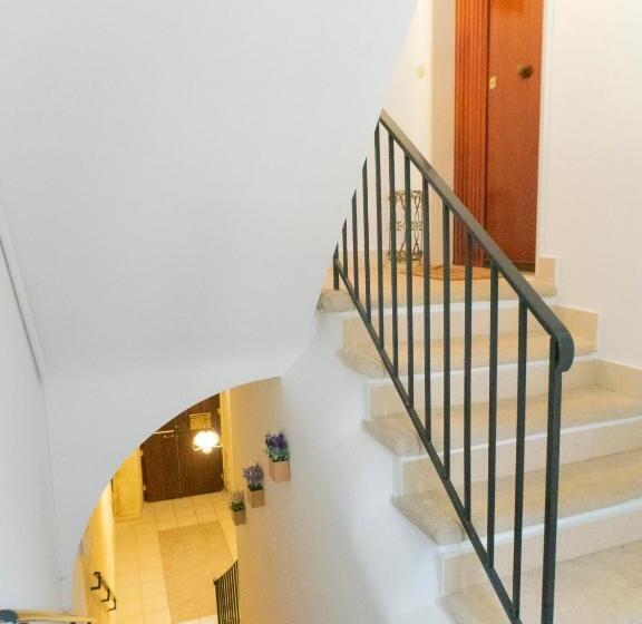 اتاق استاندارد سه نفره, Cittadella28