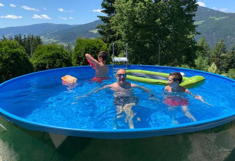 Номер Стандарт с Балконом, Haus Lasaun
