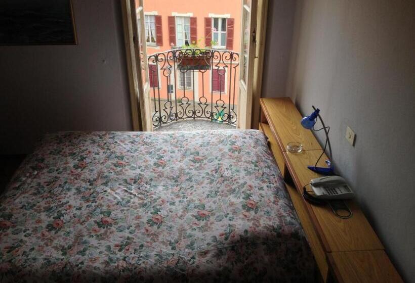 스탠다드 룸 호수 전망, Albergo Il Vapore