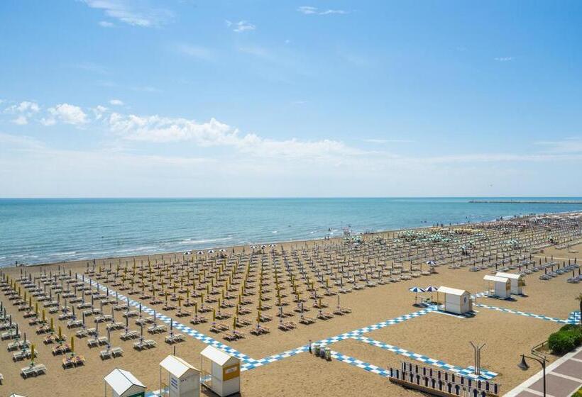 Triple Room Sea View, Montecarlo 3 Stelle Superior