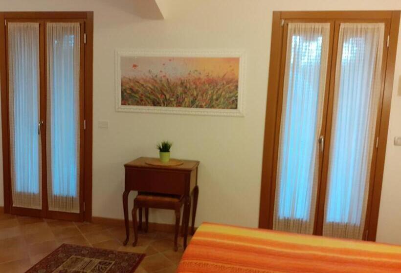 Трехместный Номер Комфорт, B&b Casa Di Chiara