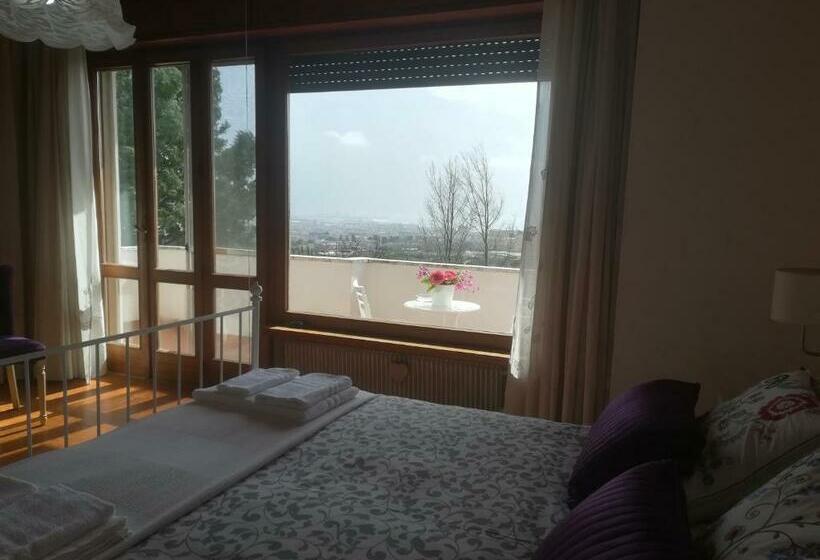 Номер Superior Вид на Море с Балконом, B&b Il Giardino Di Villa Anna
