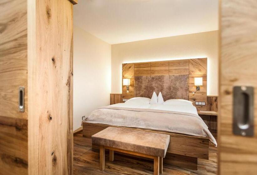 Полулюкс с Балконом, Genusshotel Hohenbogen
