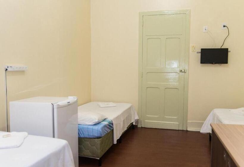 חדר אקונומי לשלושה, Palácio   Próx Ao Hospital Santa Casa