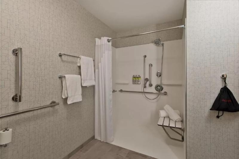キングサイズベッドのスタンダードルーム, Holiday Inn Express & Suites   Portland Airport   Cascade Stn, An Ihg