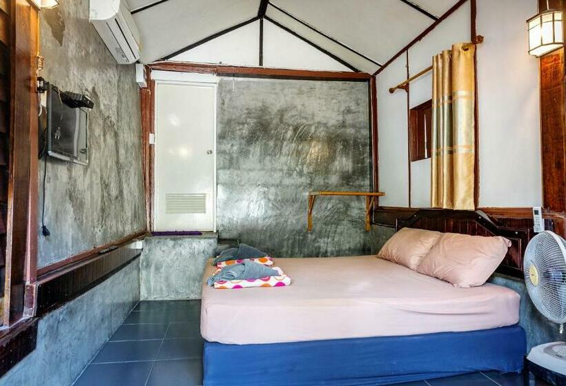 بانگلوی استاندارد, Tuk Tuk Guesthouse