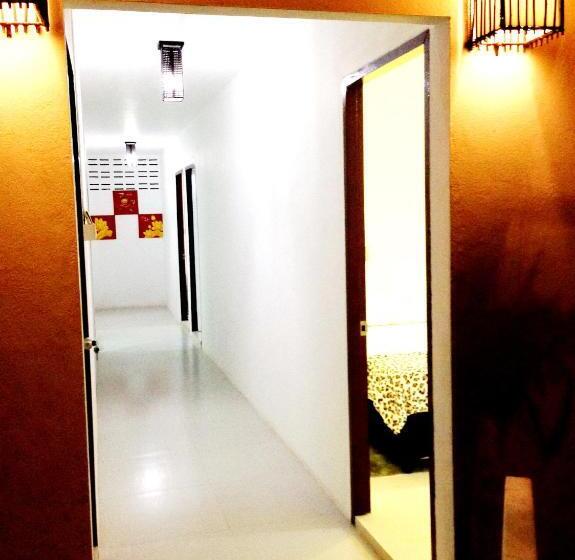 اتاق استاندارد, Tuk Tuk Guesthouse