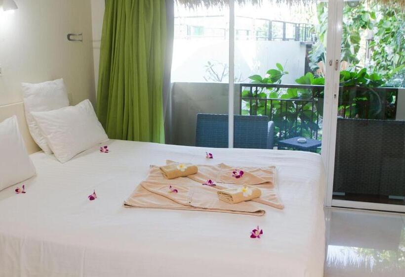 Номер Deluxe, Mama Beach Residence   Adults Only