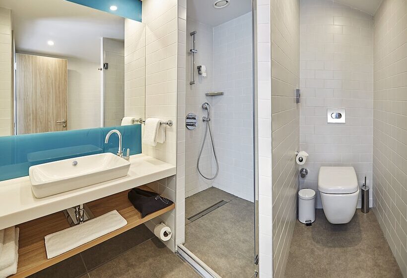 スタンダードルーム, Holiday Inn Express   Istanbul   Atakoy Metro, An Ihg