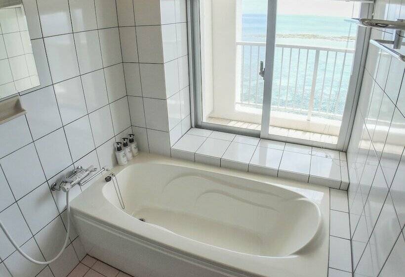 Апартаменты 2 Спальни Вид на Море, Beach Resort Morimar