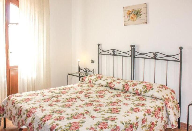 Дом 1 Спальня, Agriturismo Mannaioni