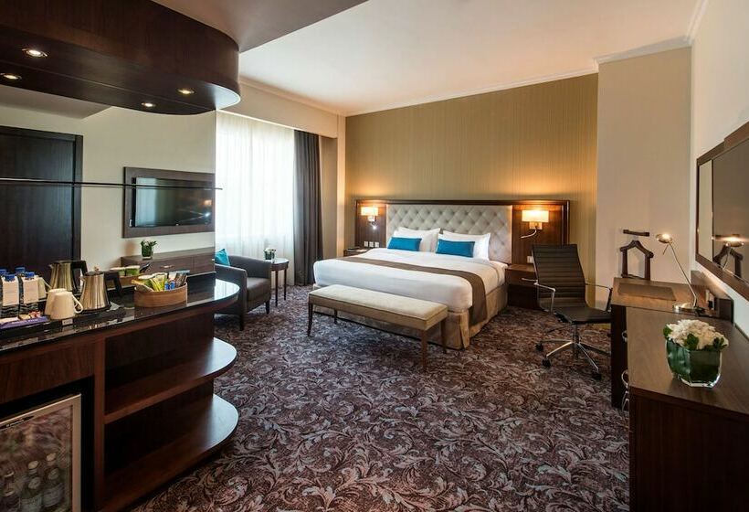 اتاق اجرایی, Golden Tulip Doha