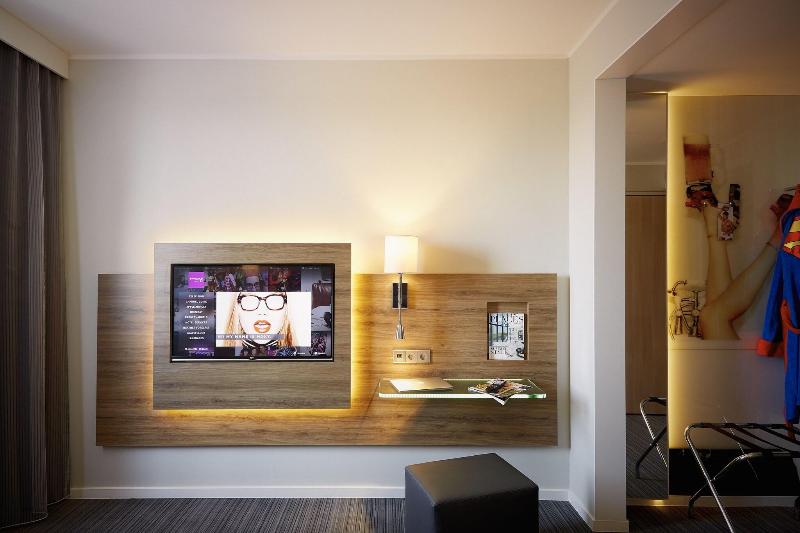 Номер Стандарт, Moxy London Stratford