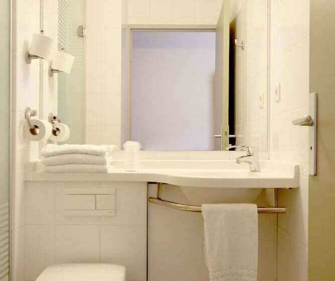 스탠다드 트리플 룸, Ibis Budget Toulon Centre
