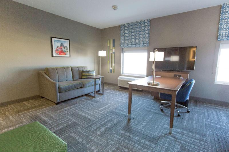 Студио Стандарт Кровать Кинг, Hampton Inn & Suites Stroud