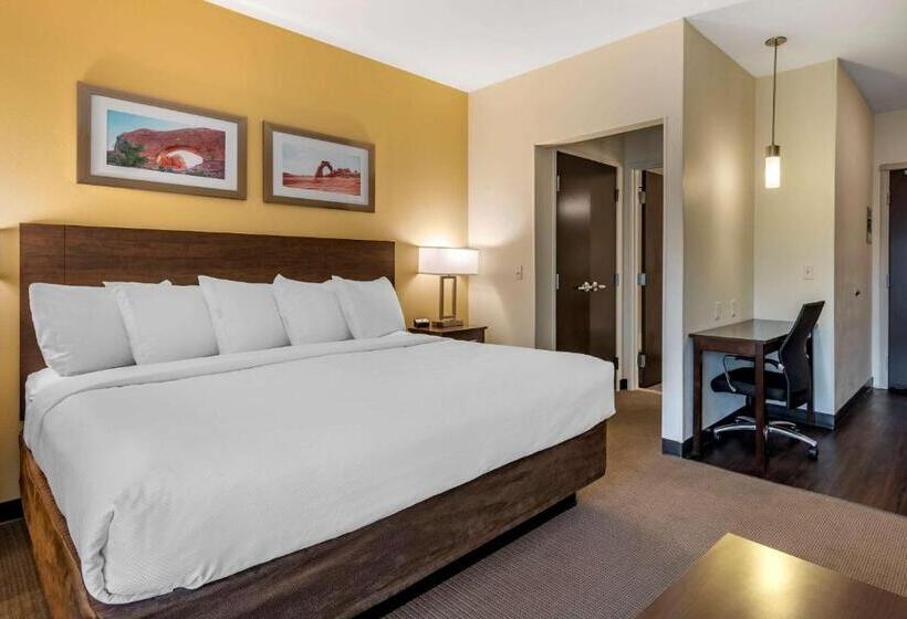 Люкс Кровать Кинг, Mainstay Suites Moab Near Arches National Park