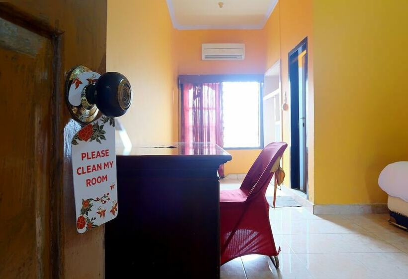 디럭스 룸, Reddoorz Syariah At Hotel Matahari 1 Jambi