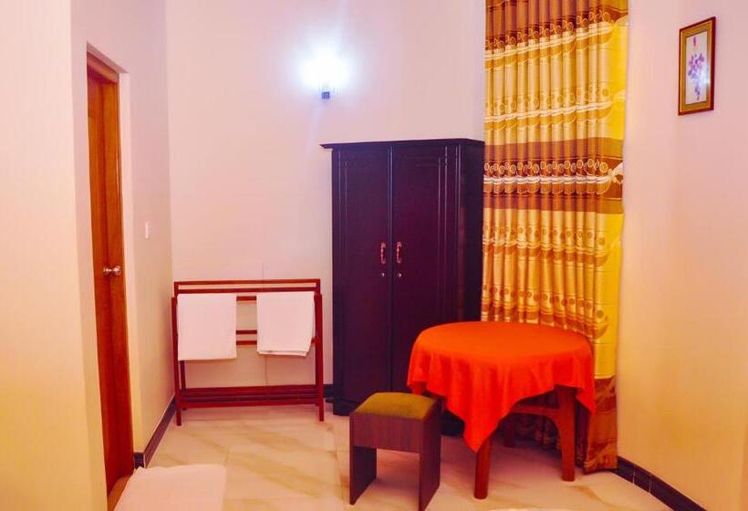 디럭스 4인 룸, New Kandy Residence