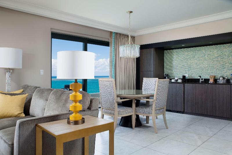 Номер Deluxe, Golden Tulip Essential Makassar
