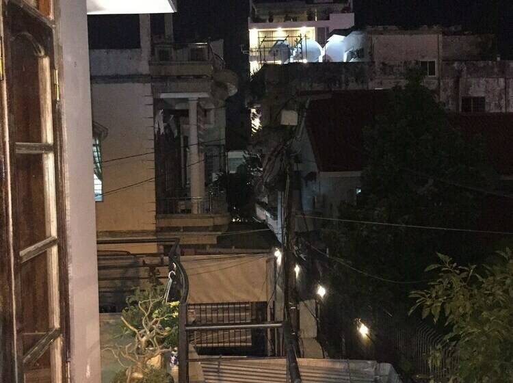 تختخواب در اتاق مشترک, Amy 2 Hostel Hue