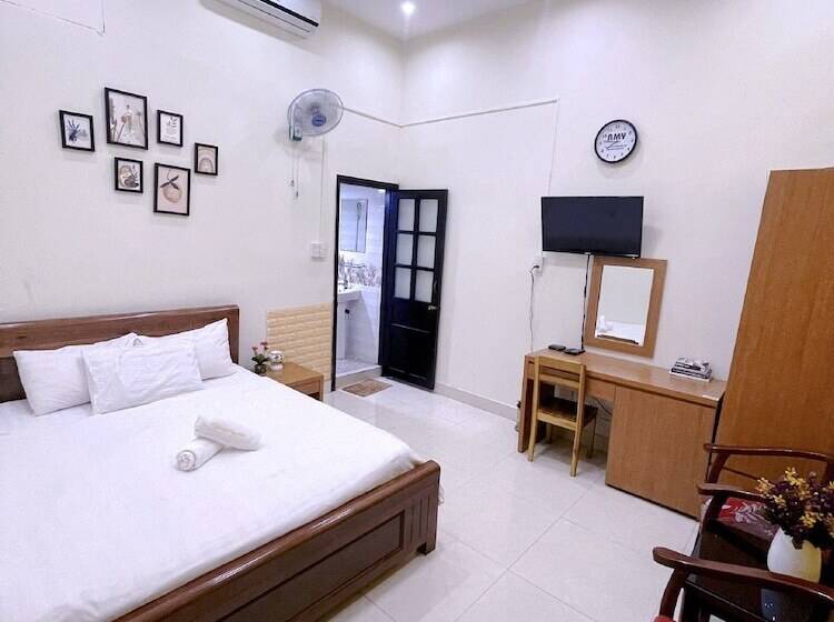 اتاق استاندارد, Amy 2 Hostel Hue