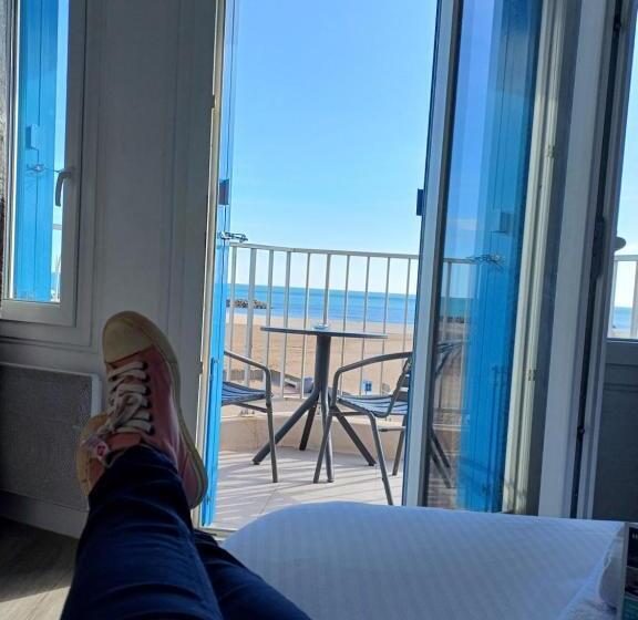 Номер Комфорт, Hôtel De La Mer