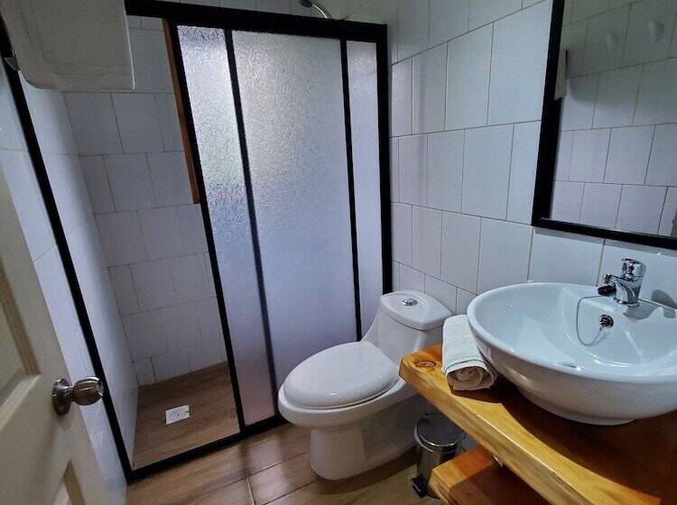 חדר סטנדרט, Lucky's Hostel