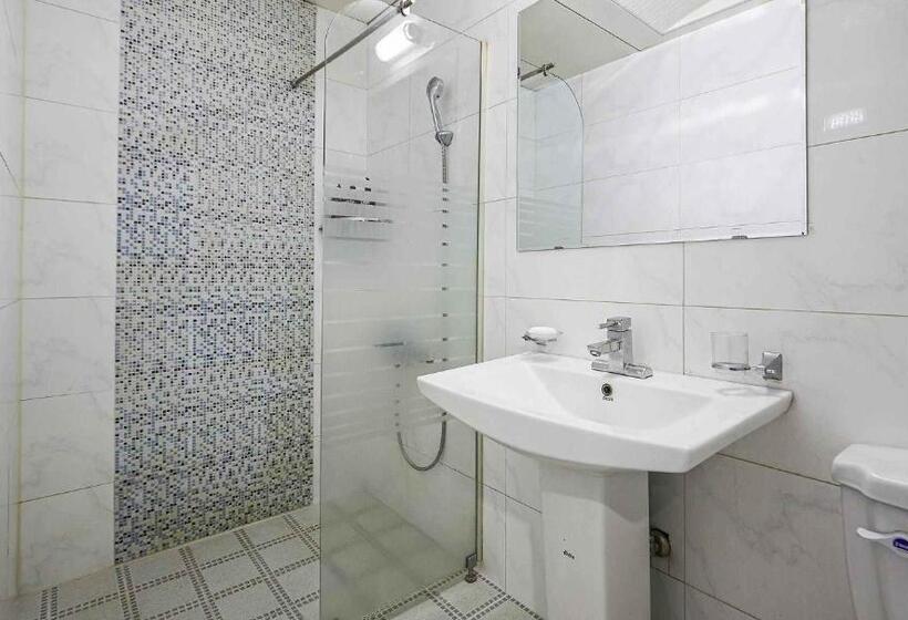 Номер Стандарт, Motel L Amant