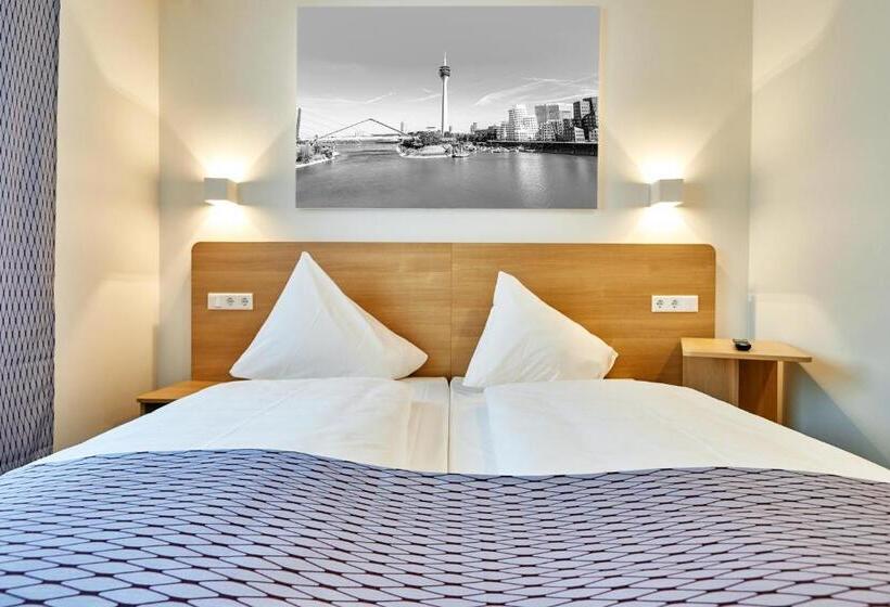 基本间, Mcdreams Hotel Düsseldorf City