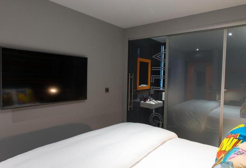 Номер Стандарт, Village Hotel Portsmouth