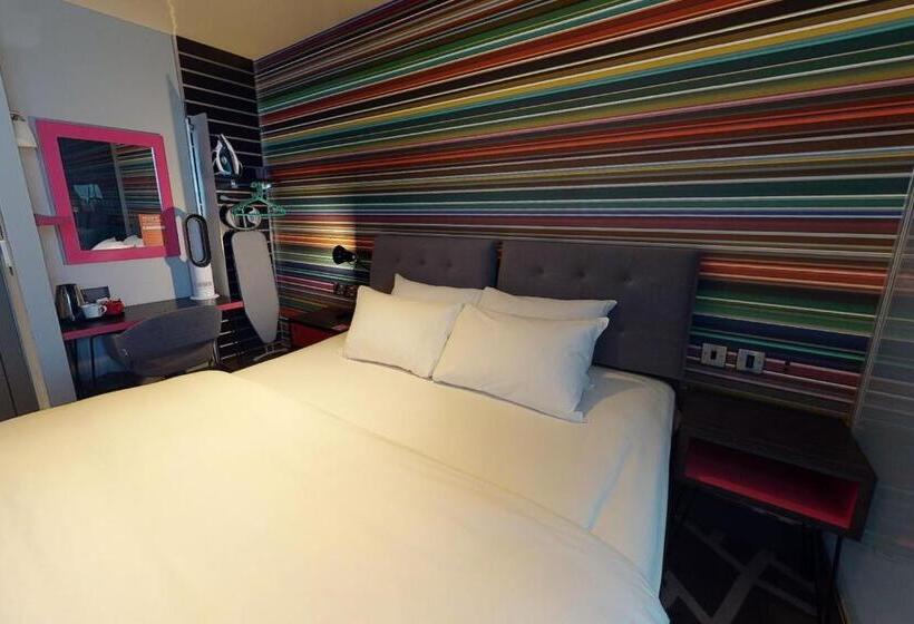 Номер Стандарт, Village Hotel Portsmouth