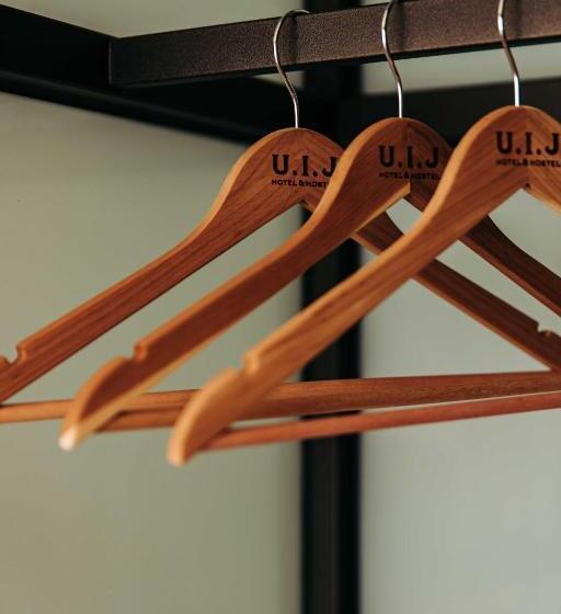 اتاق استاندارد چهار تخته, U.i.j Hotel & Hostel