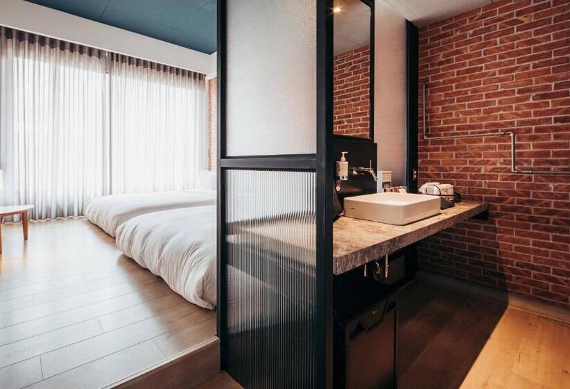 اتاق استاندارد چهار تخته, U.i.j Hotel & Hostel