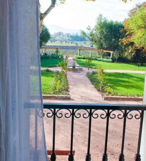 Номер Стандарт, Domaine De La Baratonne