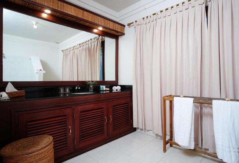 غرفة ديلوكس مطلّة علي الحديقة, Villa Unggul