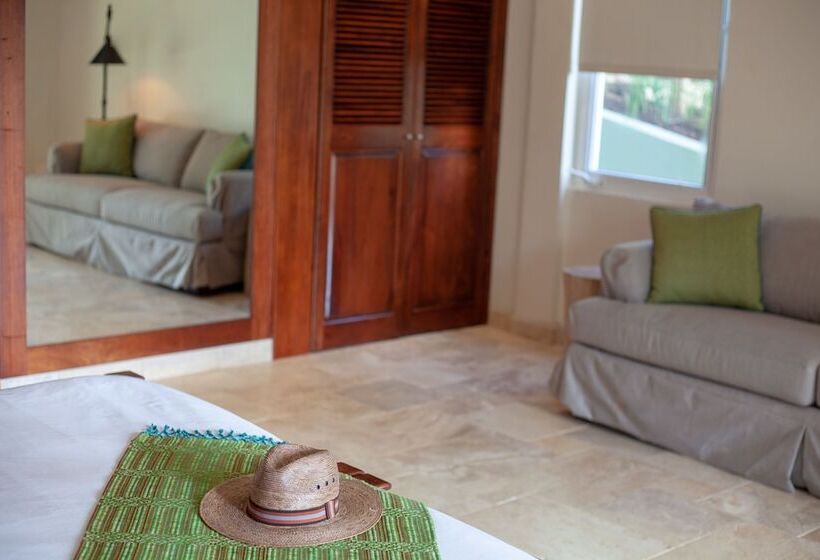 اتاق استاندارد, Sleeping Giant Rainforest Lodge