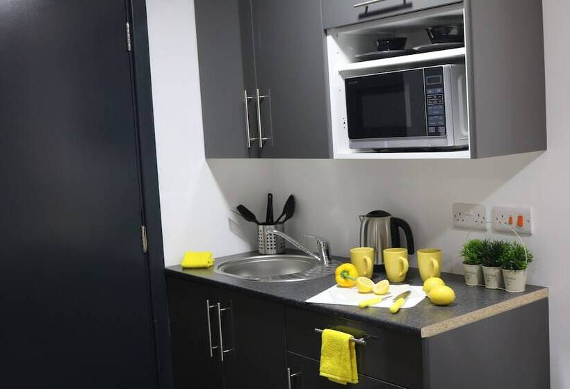 Номер Economy, Trivelles Regency, Nottingham