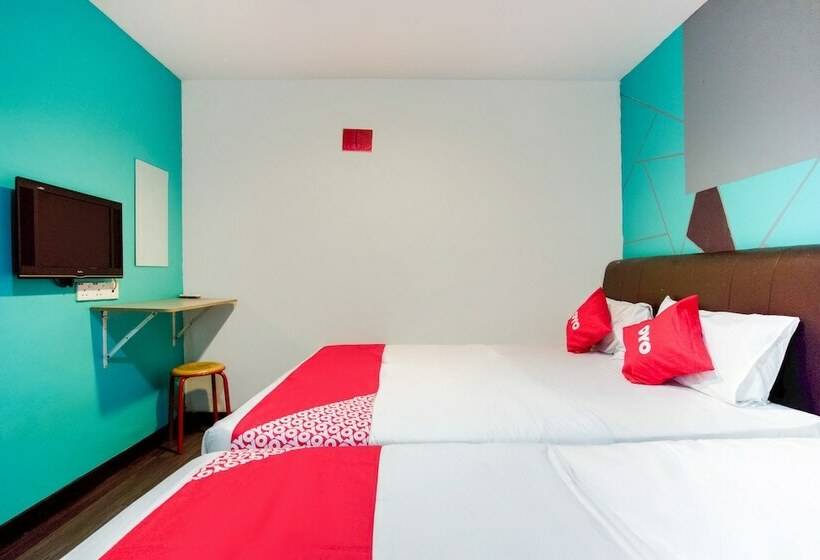Номер Стандарт Трехместный, 1st Inn Hotel Klang Sentral Meru
