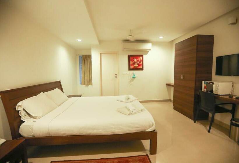 Трехместный Номер Deluxe, Ulo Aravindar Residency