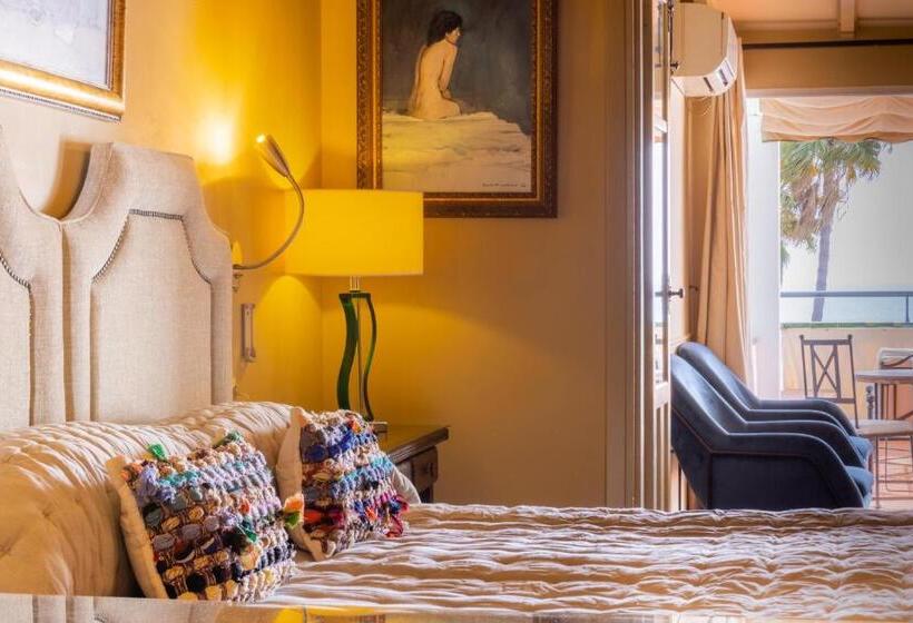 Superior Suite, Carabeo
