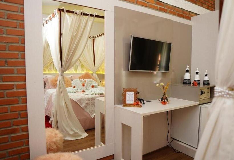 Suite, Pedra Do Sino