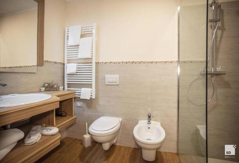 Полулюкс, Tonicello Hotel Resort & Spa
